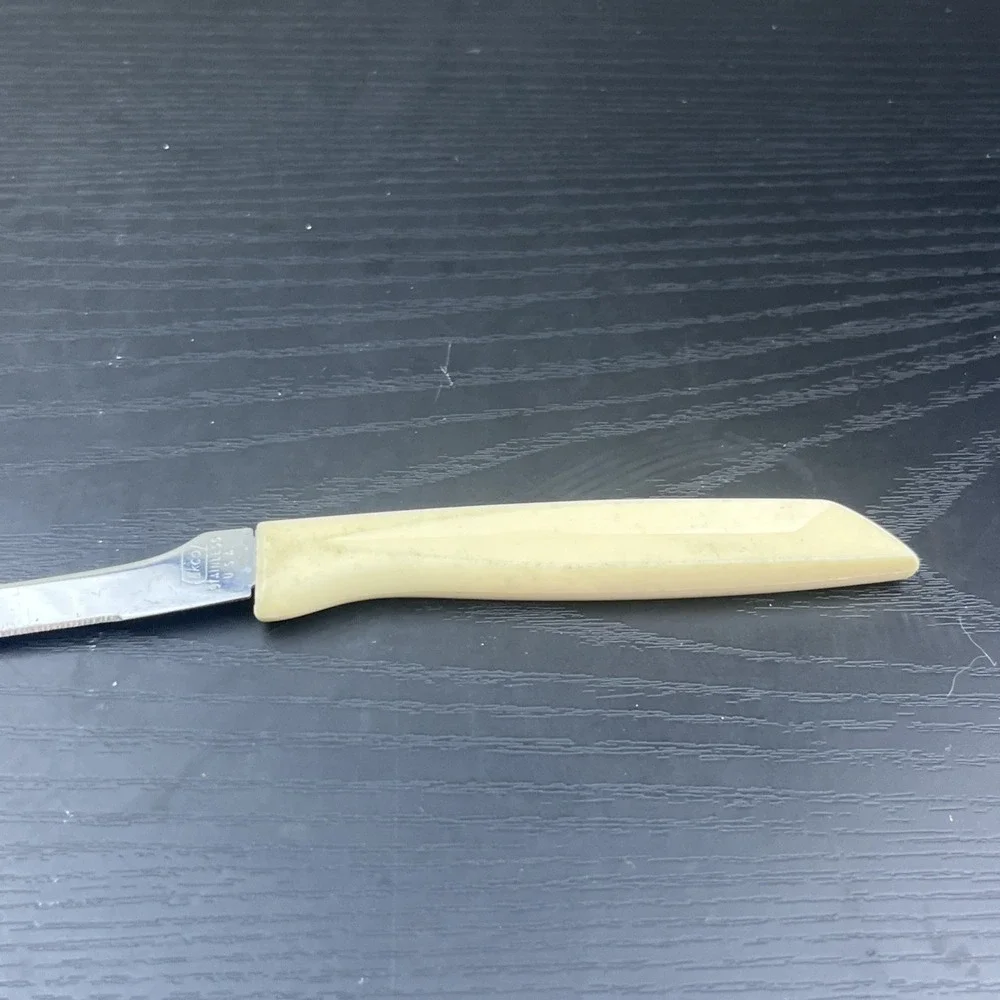Vintage EKCO Serrated Kitchen Knife Stainless Steel Beige Plastic Handle USA